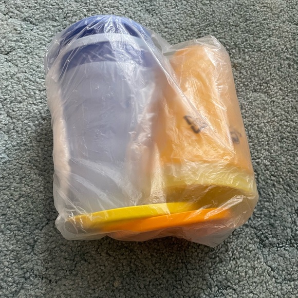 Tupperware tumblers - Picture 2 of 4